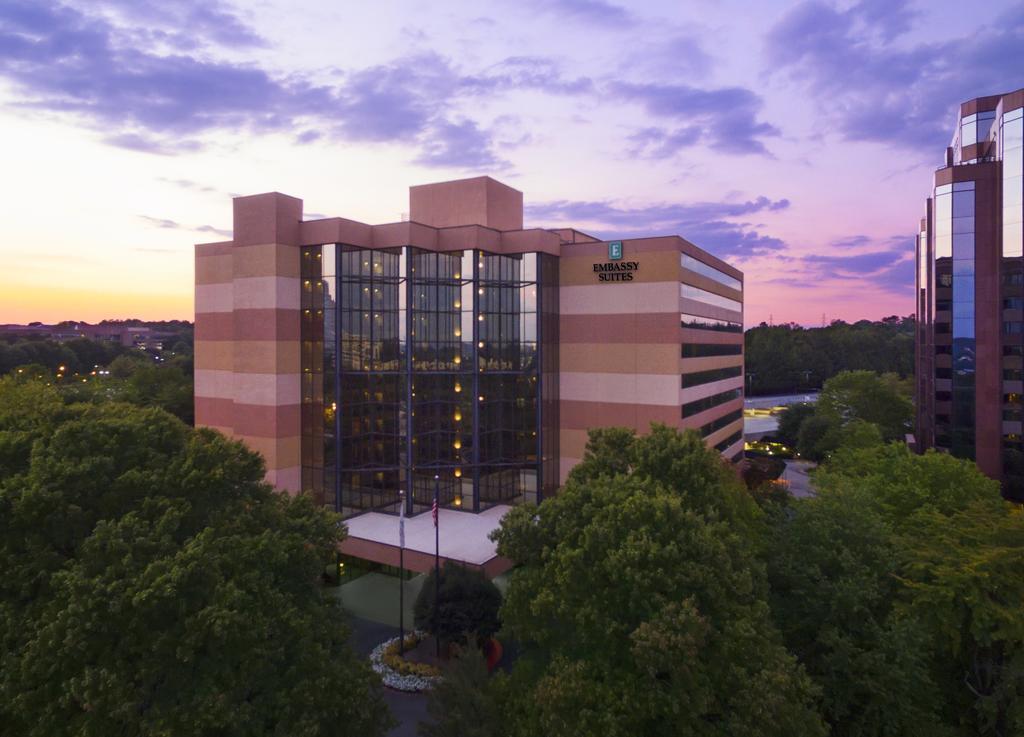 Embassy Suites By Hilton Atlanta Perimeter Center Extérieur photo